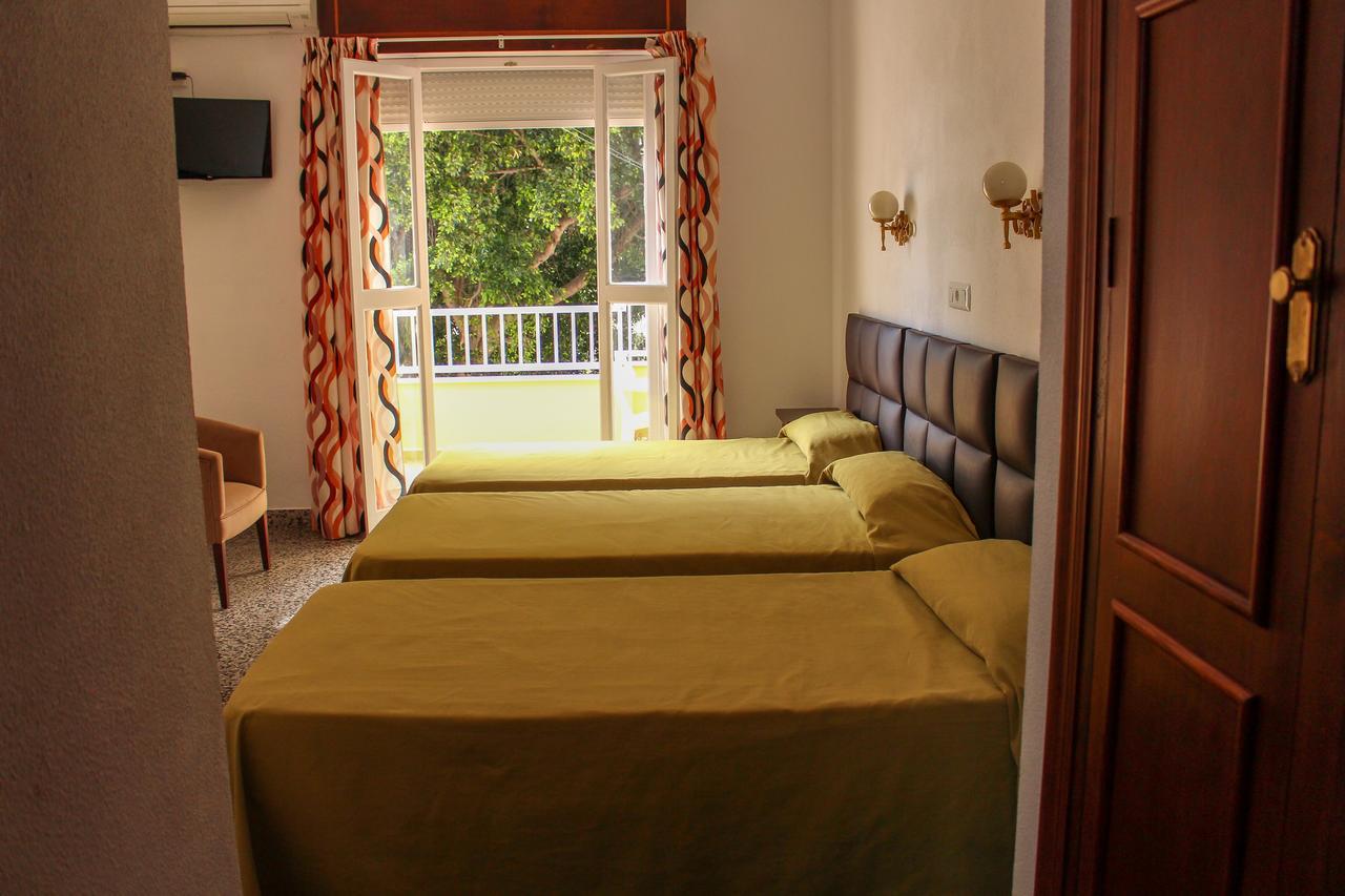 Hostal Esperanza Бенахарафе Экстерьер фото
